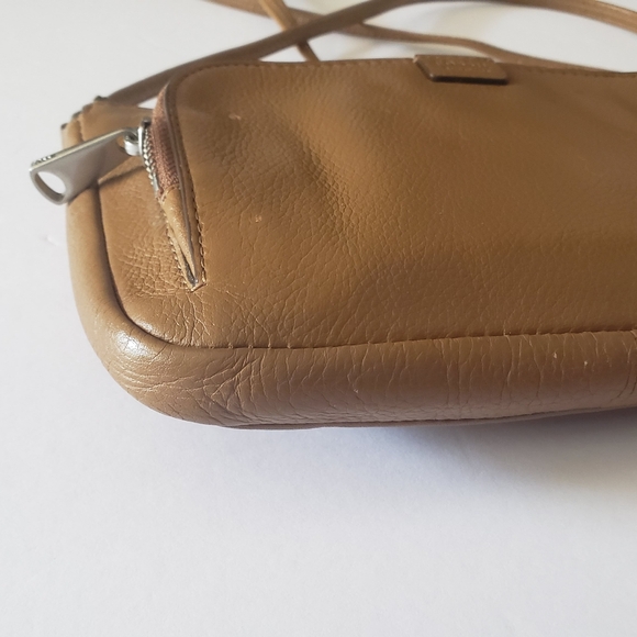 90's FOSSIL Tan Crossbody Cow Hide Leather Bag!!!! - Picture 11 of 16